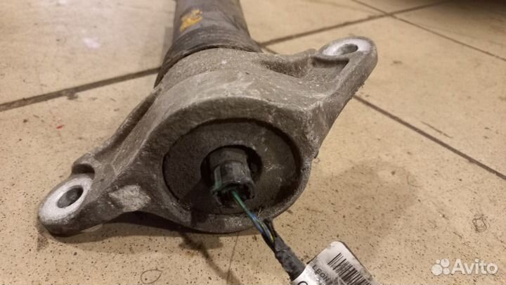 Стойка амортизатора задняя Jaguar F-Pace 2017