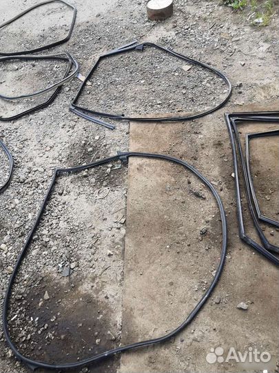 Резинки дверей infiniti ex35 ex37 ex25