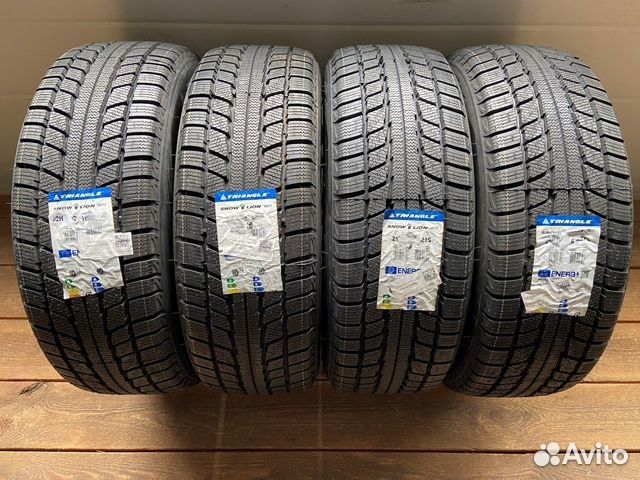 Triangle TR777 215/60 R17 96H