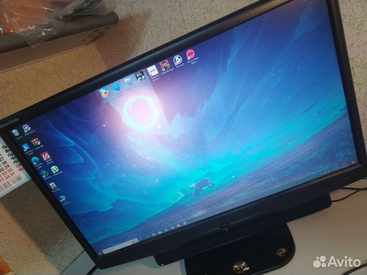 Монитор emachines