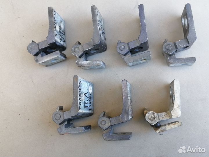 Петля двери Volkswagen Golf 3 1991-1997