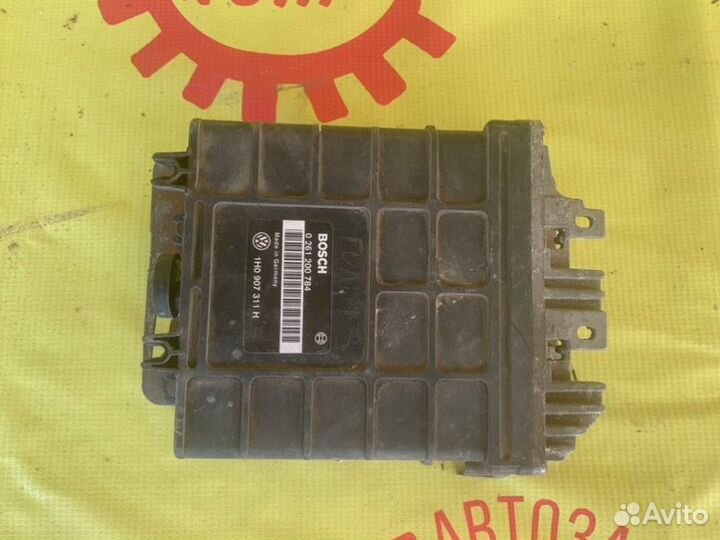 Блок управления двигателем Volkswagen Golf 3