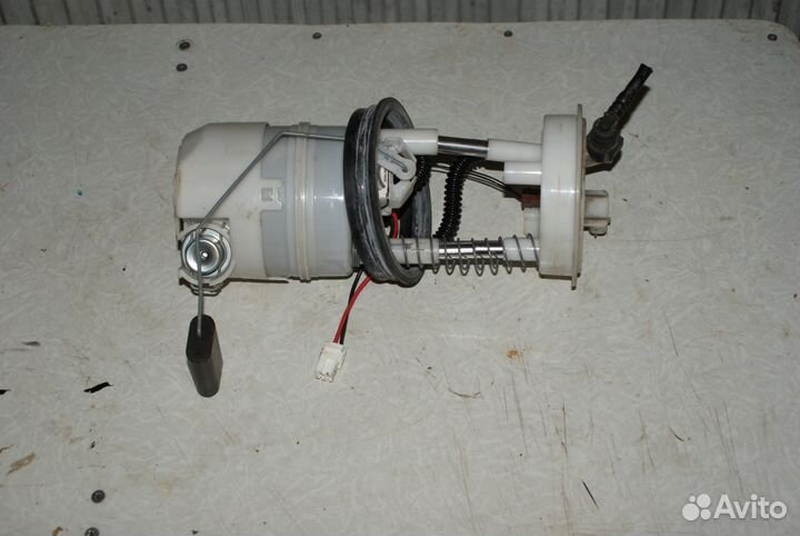 Датчик уровня топлива насос Nissan Qashqai J10