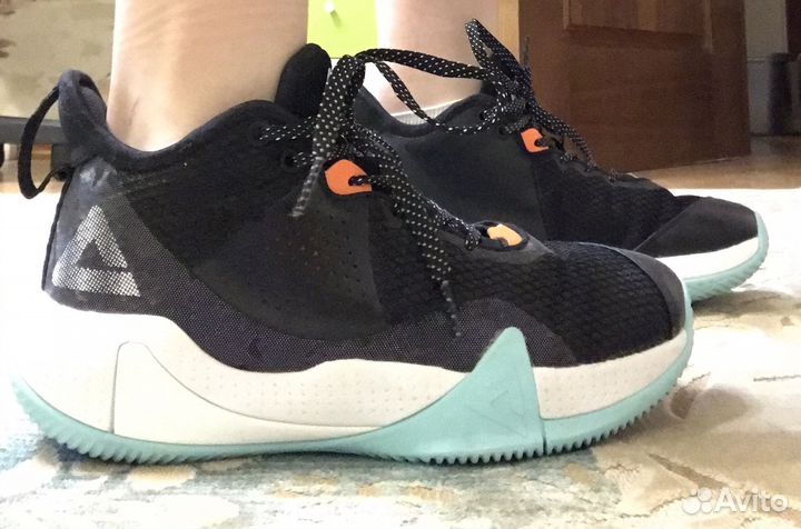 Кроссовки баскебольные Peak 39