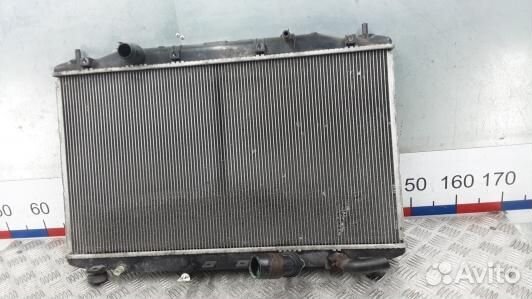 Радиатор системы охлаждения honda civic 8 (YBE02KA