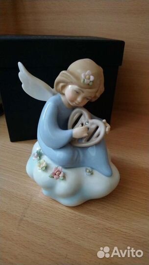 Новая фарфоровая статуэтка Ангел