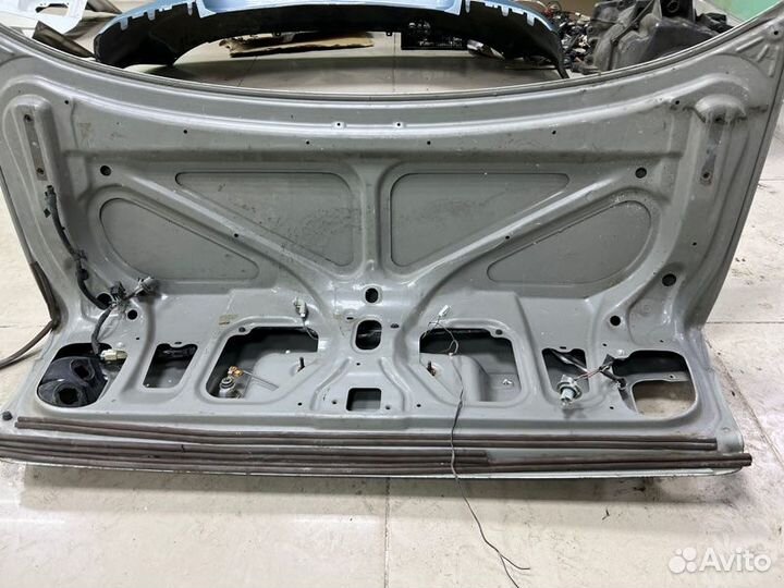 Багажник задний Toyota Camry CV40 3CT 1981-1994