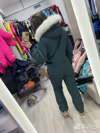 Комбинезон зимний женский горнолыжный новый