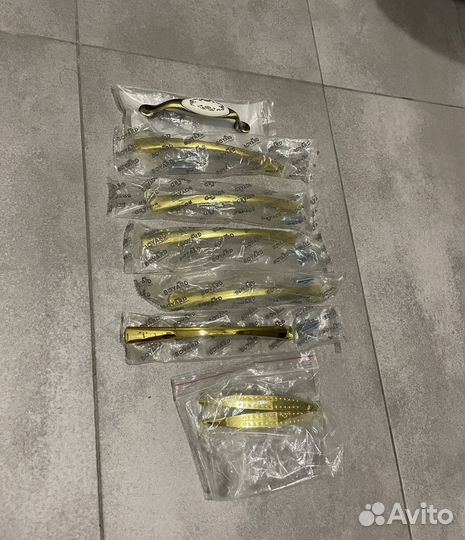 Мебельные ручки новые, 8 шт