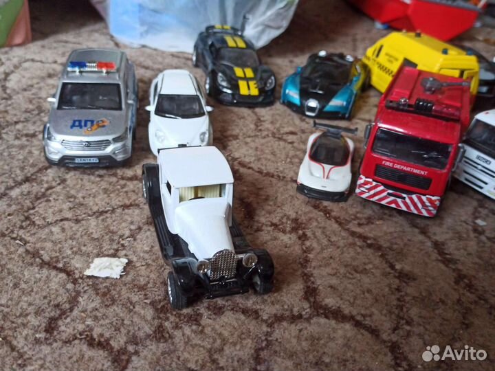 Машинки железные