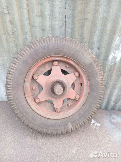 Колесо опорное со ступицей 4.00 10