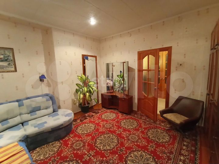 3-к. квартира, 85,4 м², 1/3 эт.