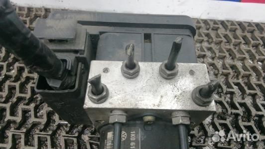 Блок ABS volkswagen touran (1T1, 1T2) (8BR10KW01)