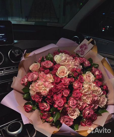Красивый букет роз. доставка Цветов динская