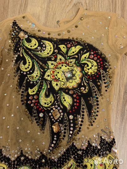 Продам купальник для художественной гимнастики б/у