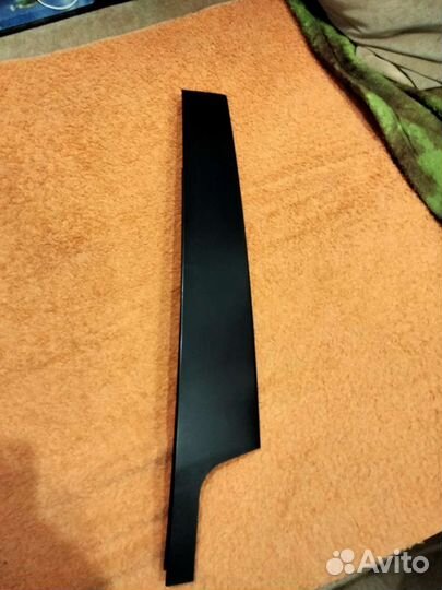 Накладка передней левой двери на Рено fluence