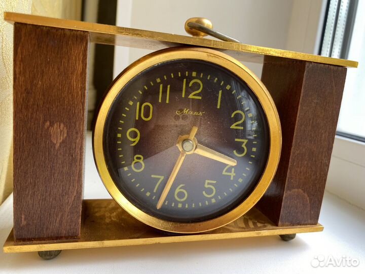 Часы настольные СССР Маяк