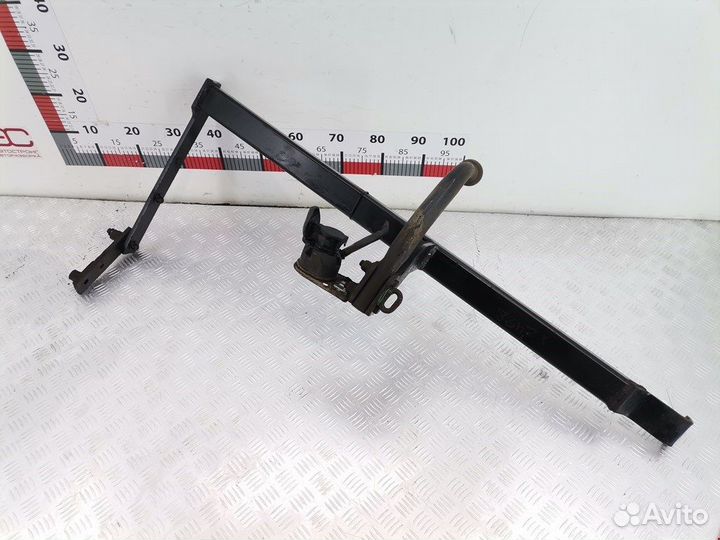 Фаркоп (прицепное устройство) для Ford Focus 1