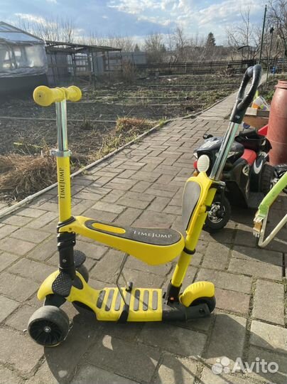 Самокат детский с сиденьем и ручкой