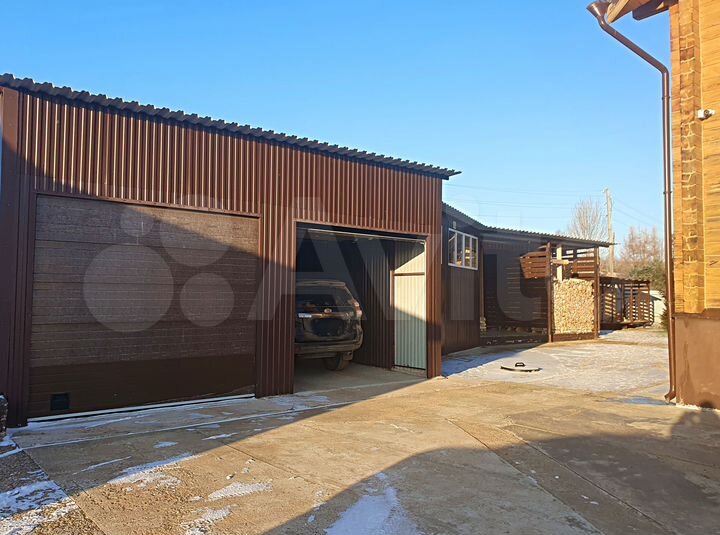 Коттедж 297 м² на участке 68 сот.