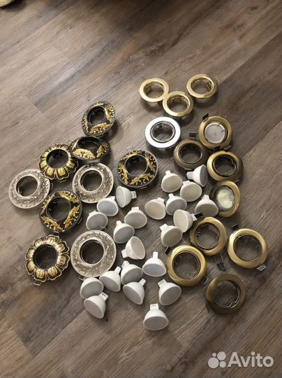 Светодиодные лампочки и потолочные светильники