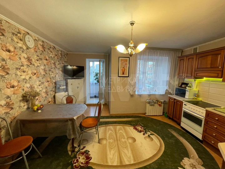 3-к. квартира, 108,3 м², 2/9 эт.