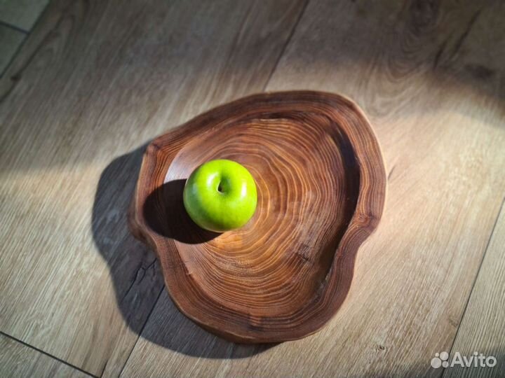 Менажница, сервировочная доска, посуда из дерева