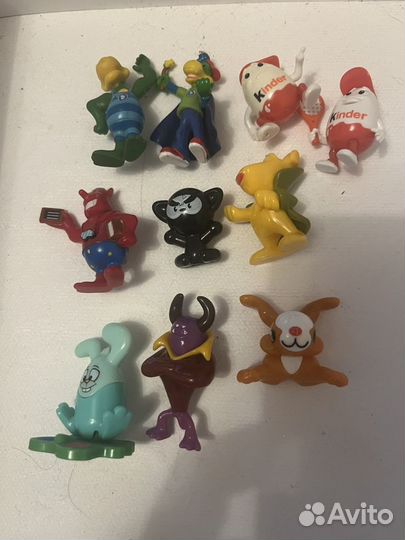 Игрушки из киндера разных лет