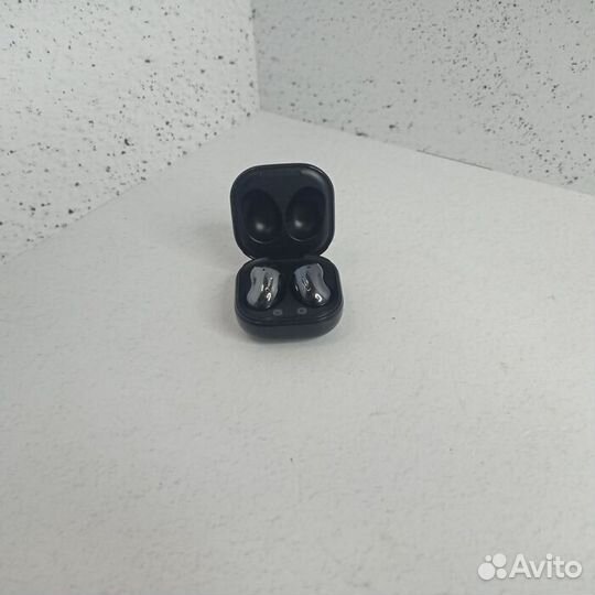 Наушники Samsung Buds Live SM-R180 (Рассрочка / Л3