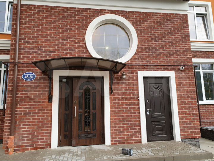 2-к. квартира, 82 м², 9/10 эт.