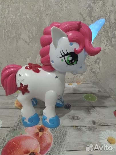 Лошадка единорог игрушка интерактивная