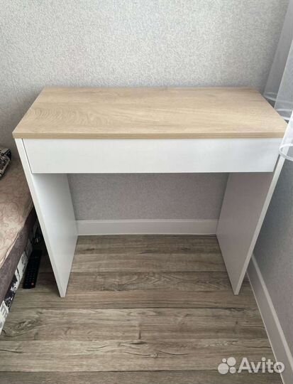 Туалетный столик