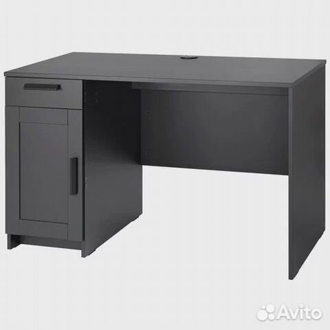 Стол Икеа Бримнес