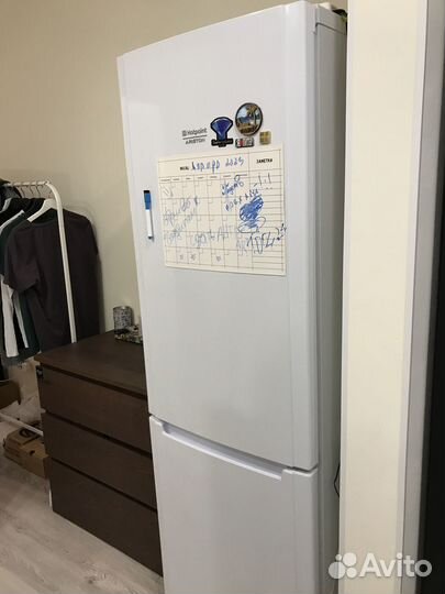 Холодильник под ремонт