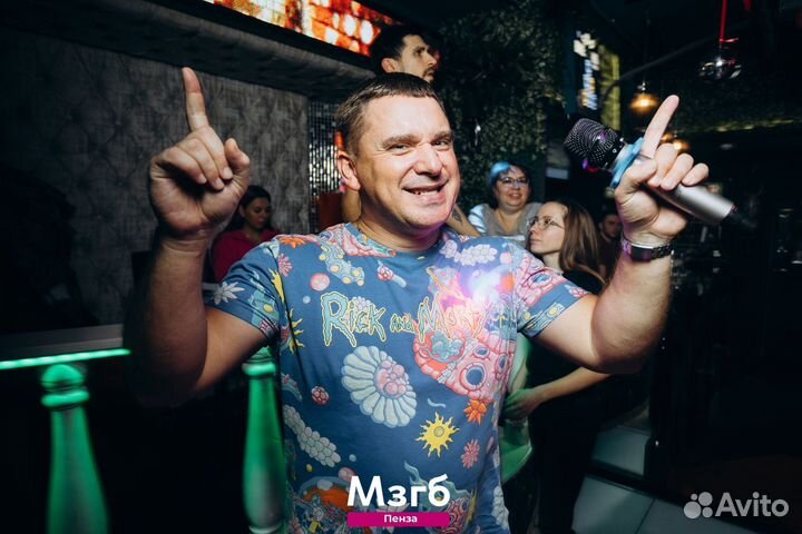 Ведущий + DJ + оборудование + живая музыка