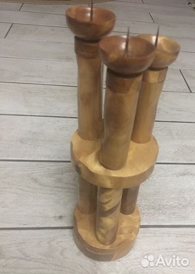 Подсвечник из дерева