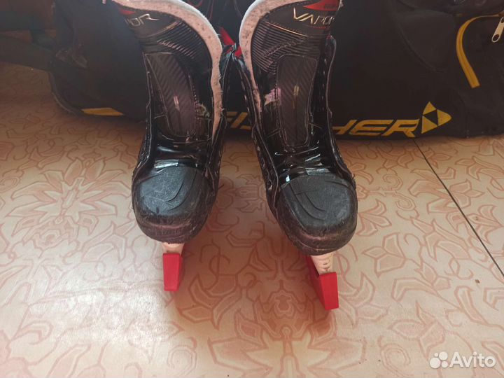 Хоккейные коньки bauer 3x