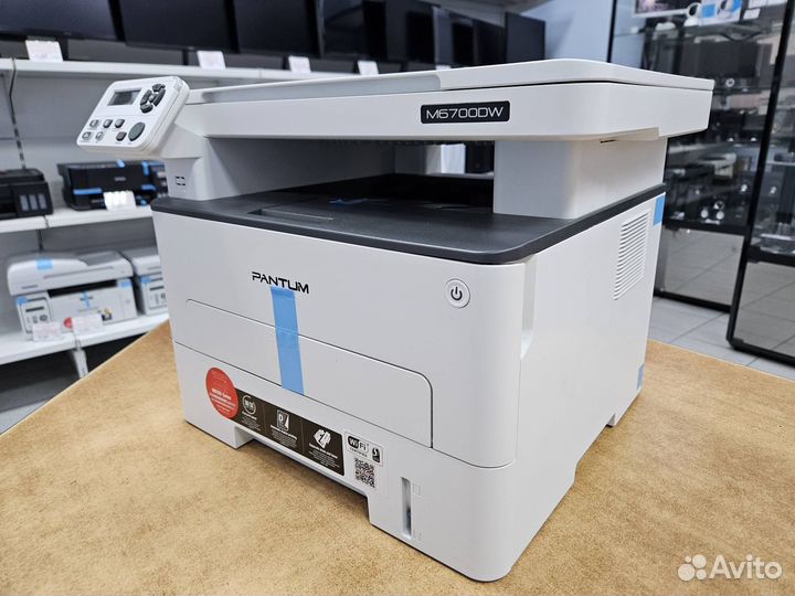 Лазерное мфу Pantum M6700DW