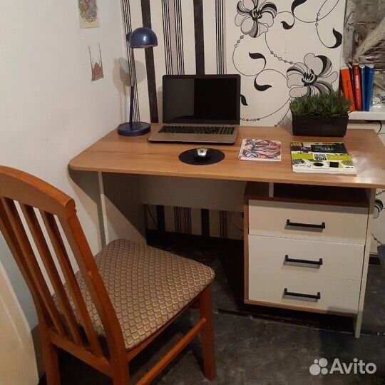 Стол компьютерный новый Лайт 1200