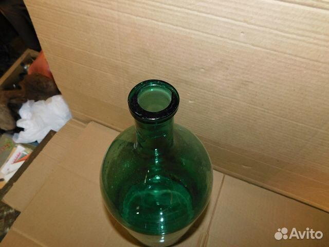 Старинная,стеклянная бутыль ри 6 л.цветное стекло