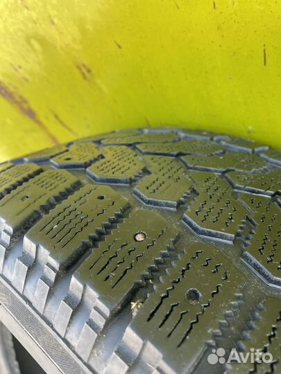 Yokohama Ice Guard Stud IG55 235/65 R17