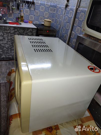 Микроволновая печь Elenberg