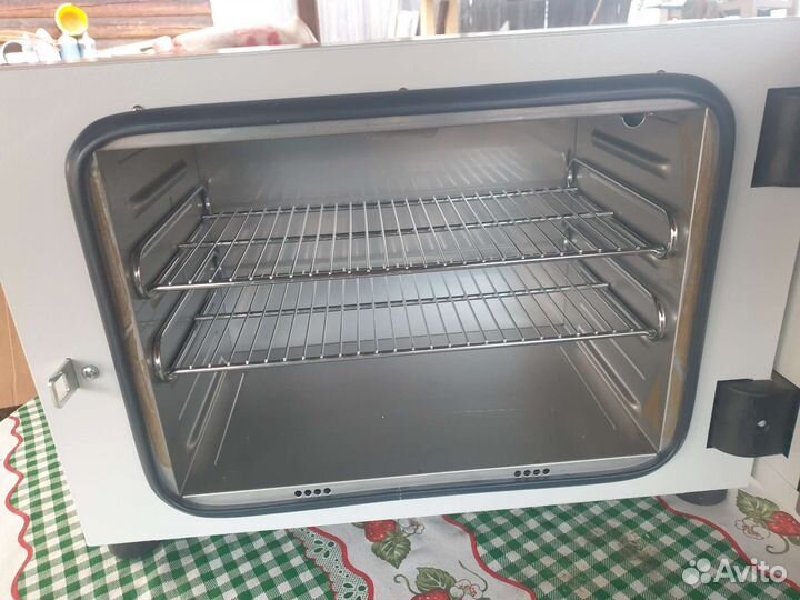 Сухожаровой стерилизатор Binder E 28