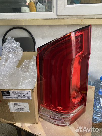 Фонарь задний Правый V-klass W-447 A 447 820 06 64