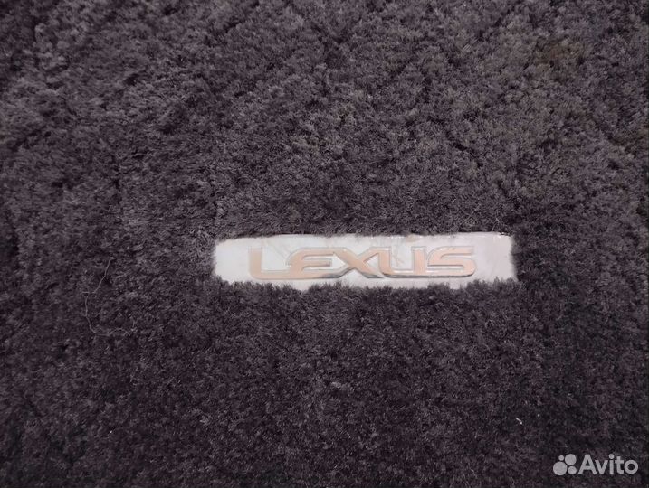 Автомобильные коврики Lexus
