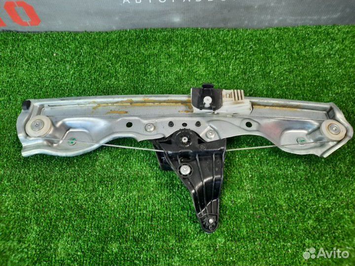 Стеклоподъемник с мотором задний левый LADA X-Ray