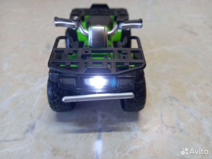 Модель квадроцикла