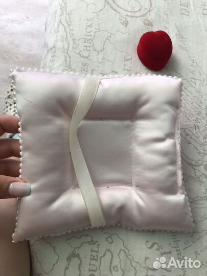 Футляр и подушечка для колец