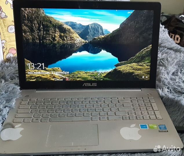 Ноутбук asus