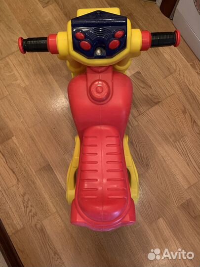 Мотоцикл каталка со звуком